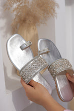 Load image into Gallery viewer, Silver Kohla