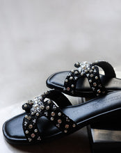 Load image into Gallery viewer, Ebony