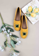 Load image into Gallery viewer, Emerald Bee1