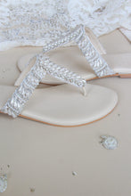 Load image into Gallery viewer, French Pearl