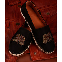 Load image into Gallery viewer, Monarch