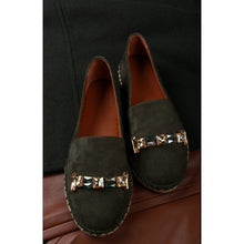 Load image into Gallery viewer, Magnolia