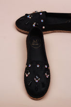 Load image into Gallery viewer, Bee