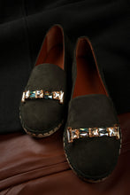 Load image into Gallery viewer, Magnolia