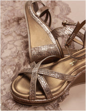 Load image into Gallery viewer, Sepia